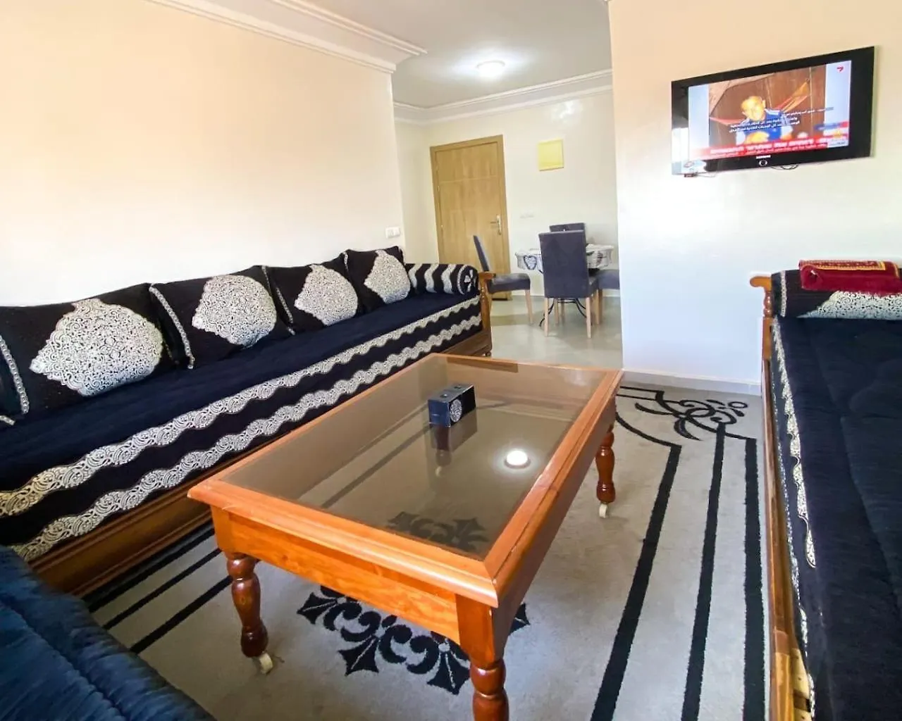 Appartement Vue Panoramique Sur Mer Avec Climatisation! A 5 Minutes A Pied De La Plage ! A Environ 6 Minutes En Voiture Du Centre D'Agadir Et A 10 Minutes En Voiture De Taghazout ! Агадир