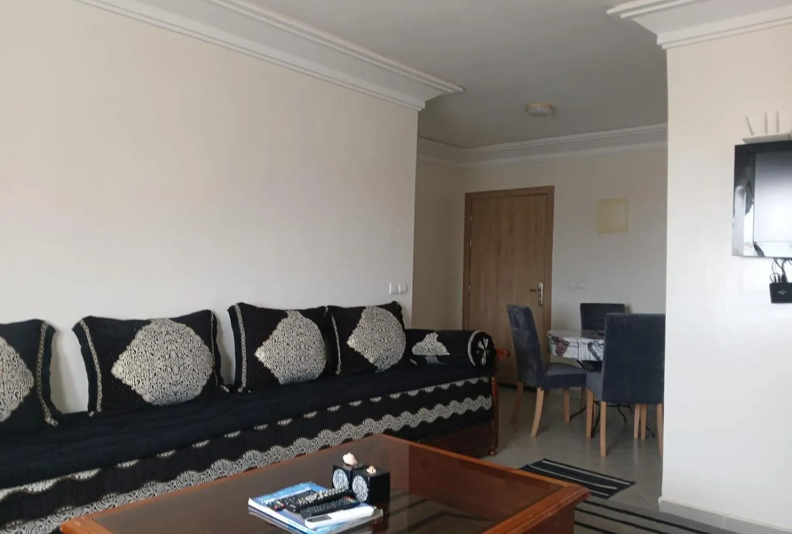 Апартаменты Appartement Vue Panoramique Sur Mer Avec Climatisation! A 5 Minutes A Pied De La Plage ! A Environ 6 Minutes En Voiture Du Centre D'Agadir Et A 10 Minutes En Voiture De Taghazout !